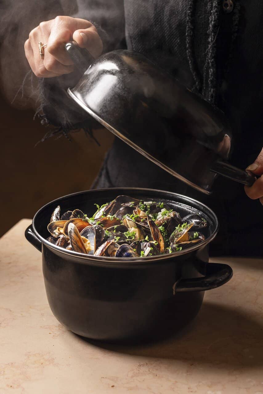 Bay-View Terrace Dining