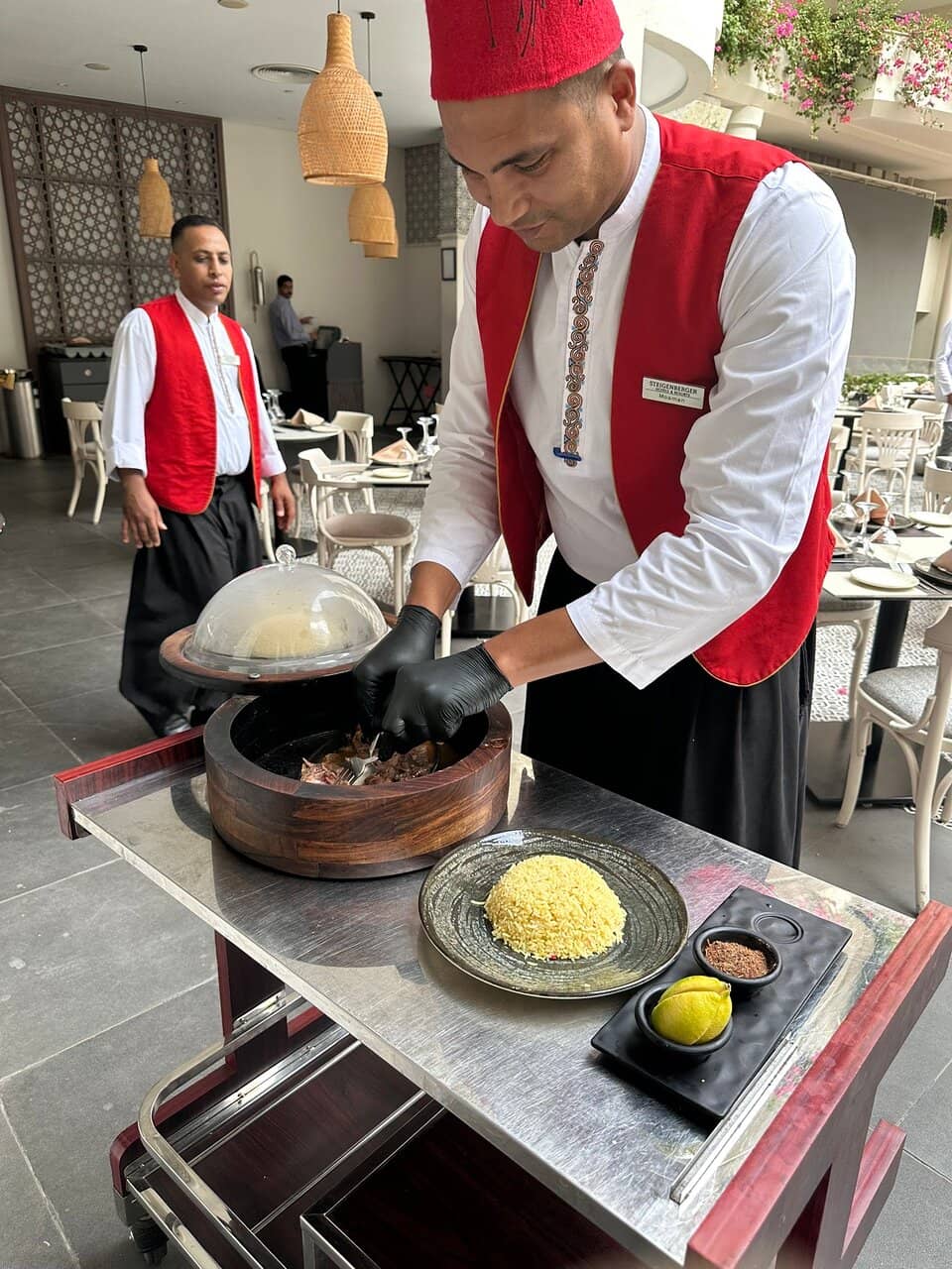 Charming Courtyard Ambiance