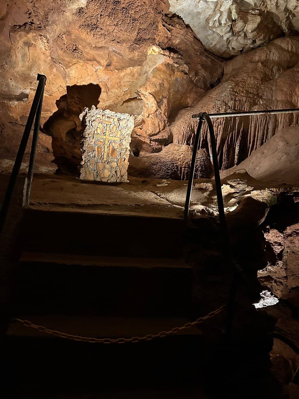 Diverse Cave Textures & Colors