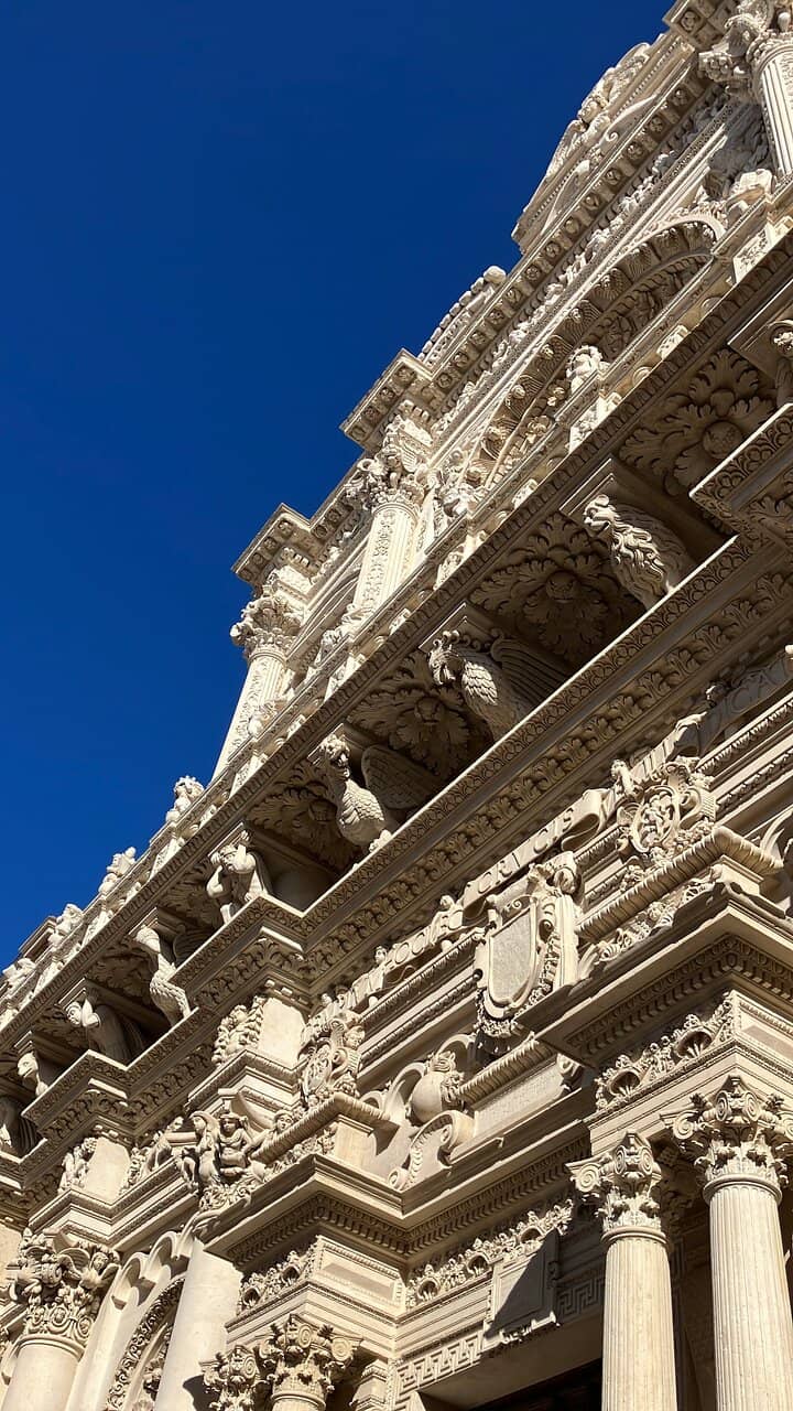 Vertical photo