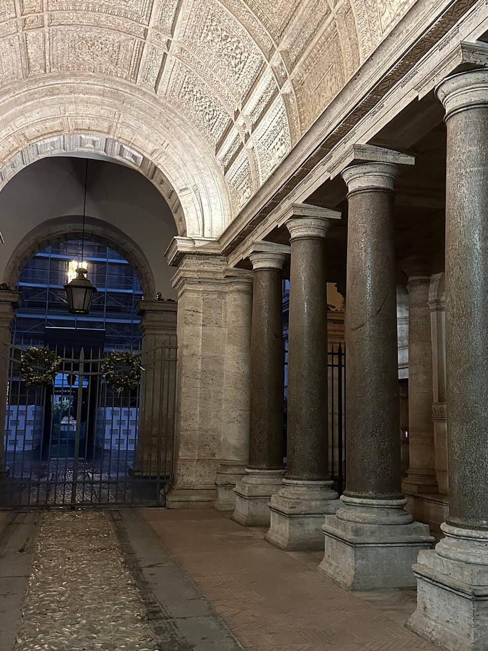 Palazzo Farnese and Campo de' Fiori (2026) – Best of TikTok, Instagram \u0026  Reddit Travel Guide, image size:960x1280