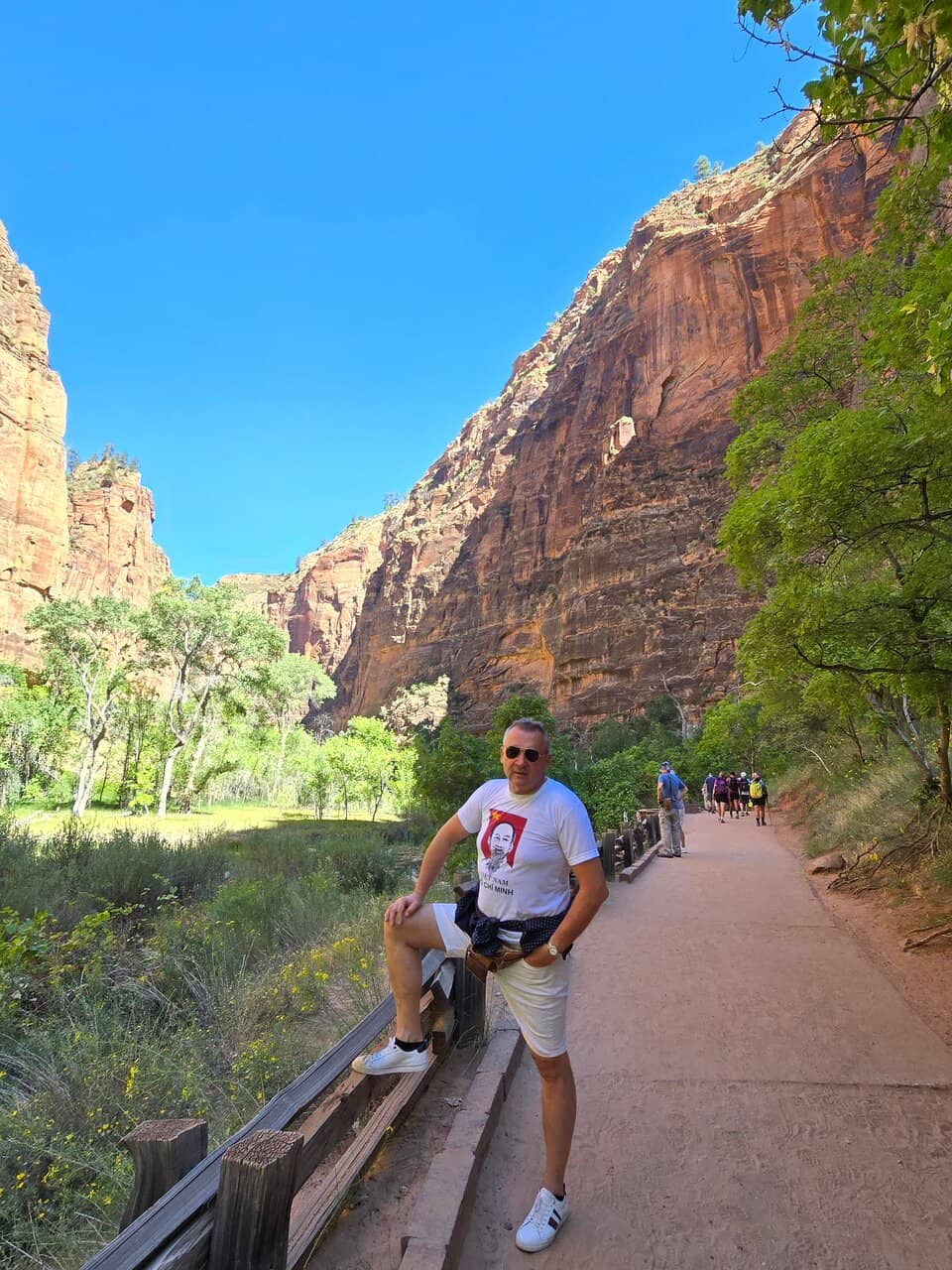 Canyon Overlook Trail