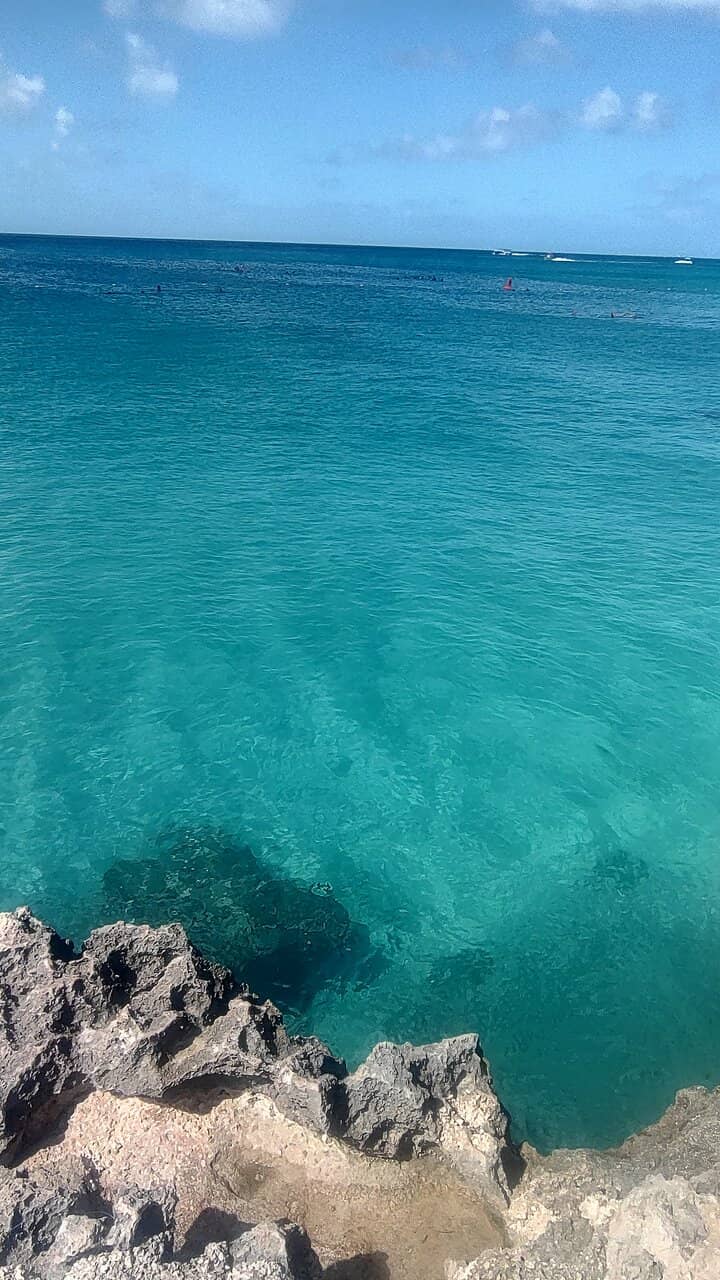 Unique Rocky Cove Access