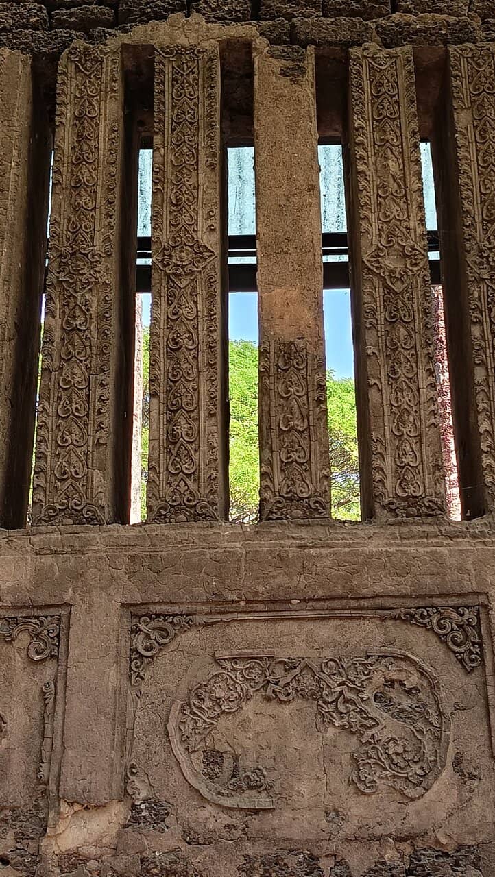 Atmospheric Ruins