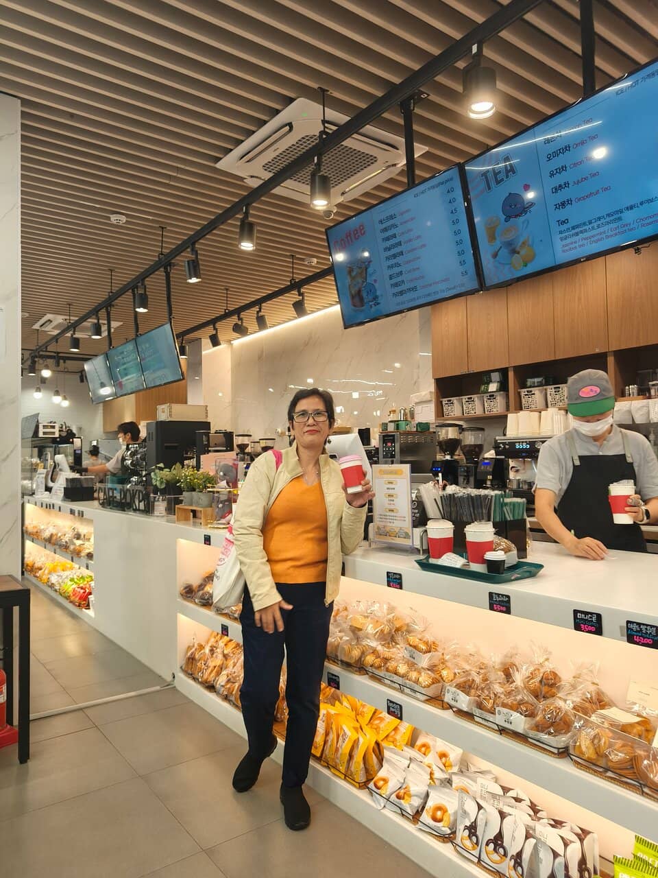 Hongjecheon Walking Trail