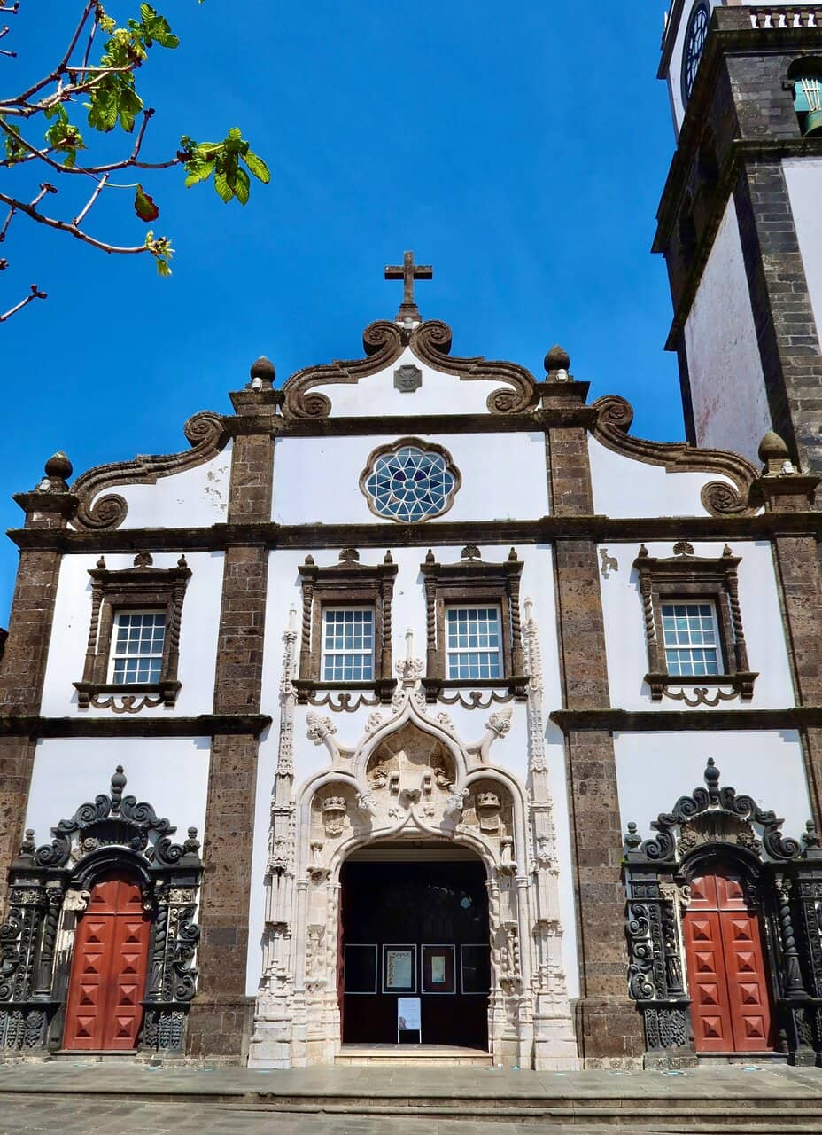 Vertical photo