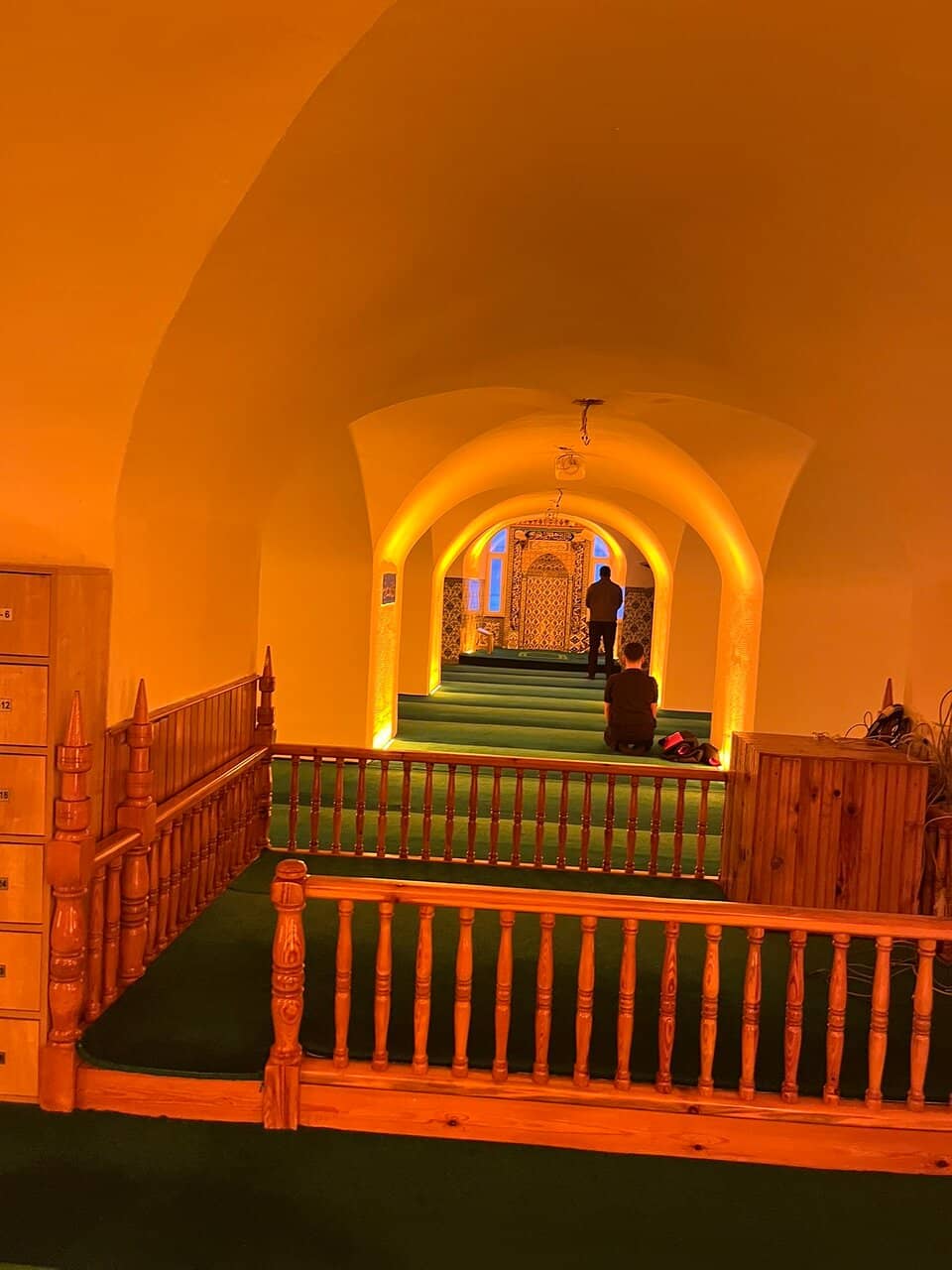Serene Green Lighting
