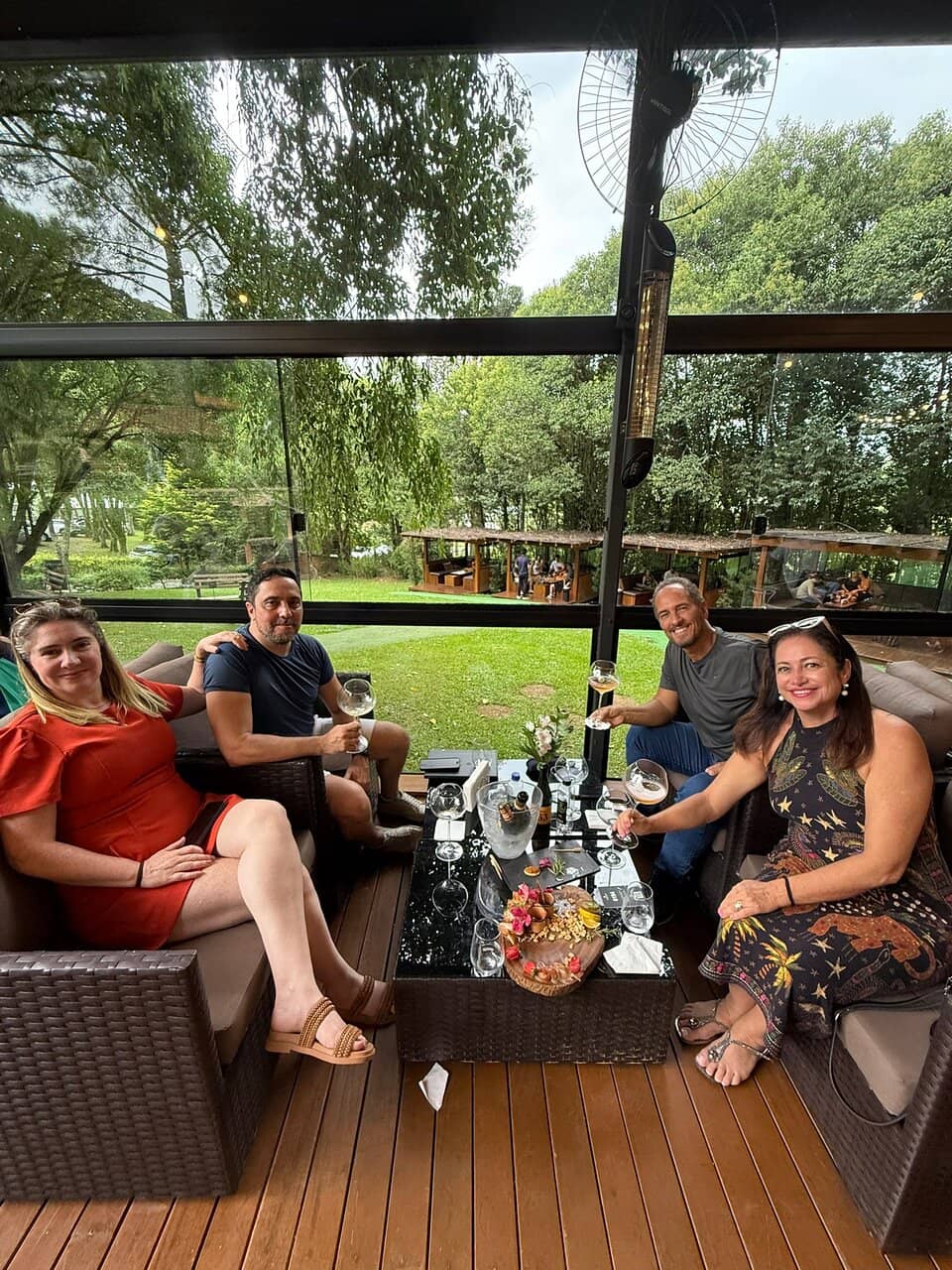 Cave Visit & Lounge