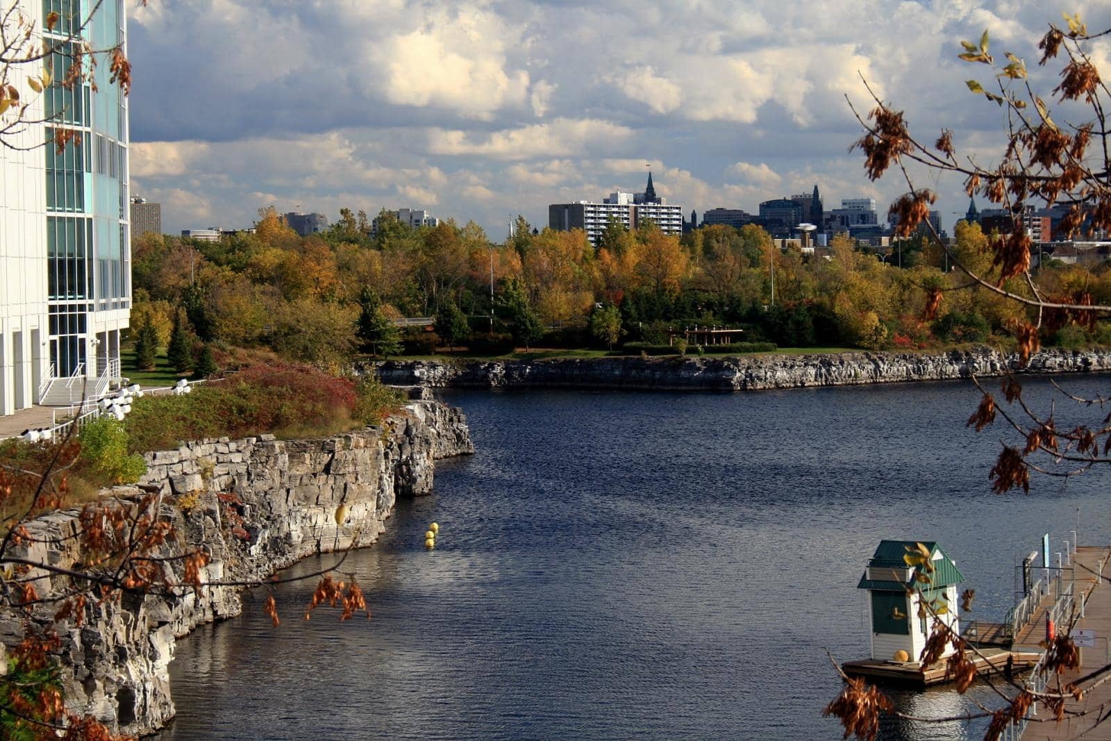 Bar 7 Live Music & Dancing