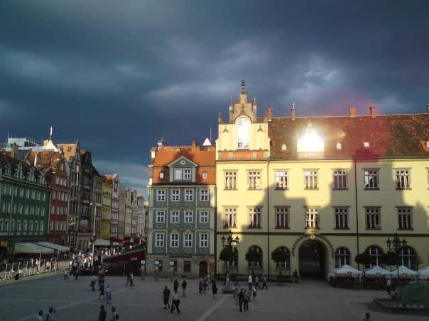 Market Square Atmosphere