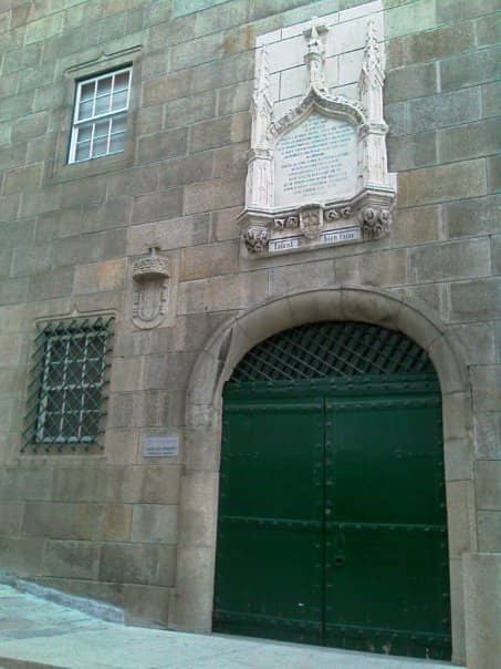 Vertical photo