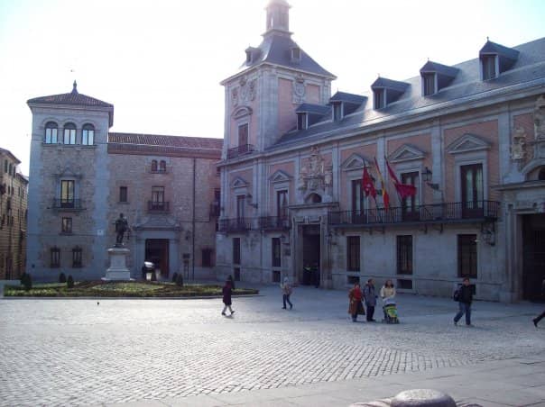 Casa de los Lujanes