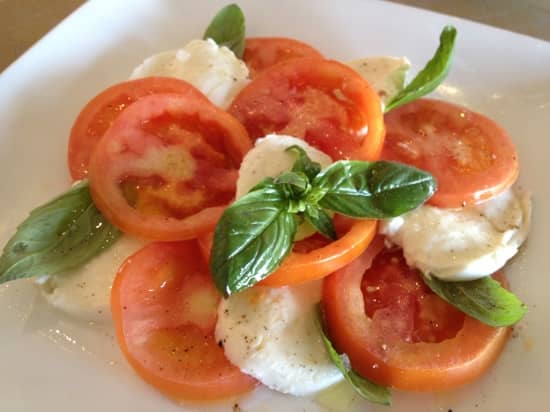 Elegant Beachfront Ambiance