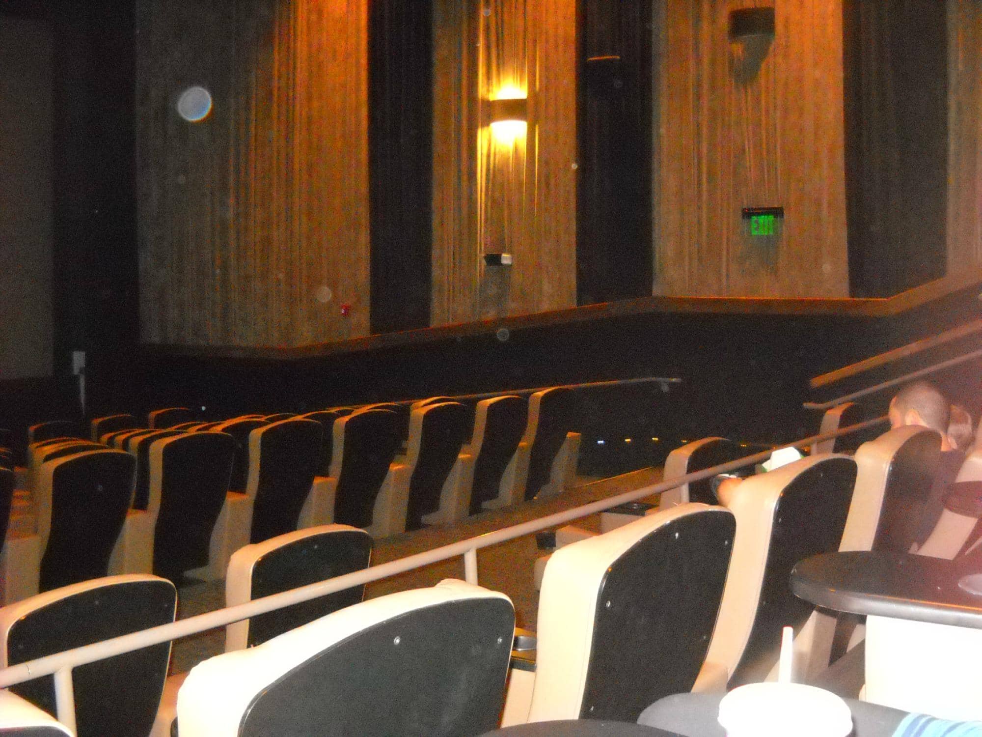 Gourmet Dining & Cocktails