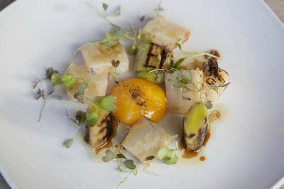 Cozy & Chic Ambiance