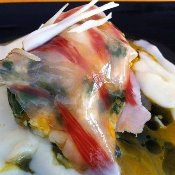 Eclectic & Artistic Ambiance