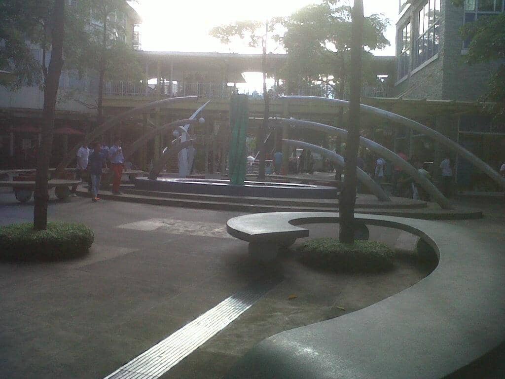 Outdoor Exercise Hub