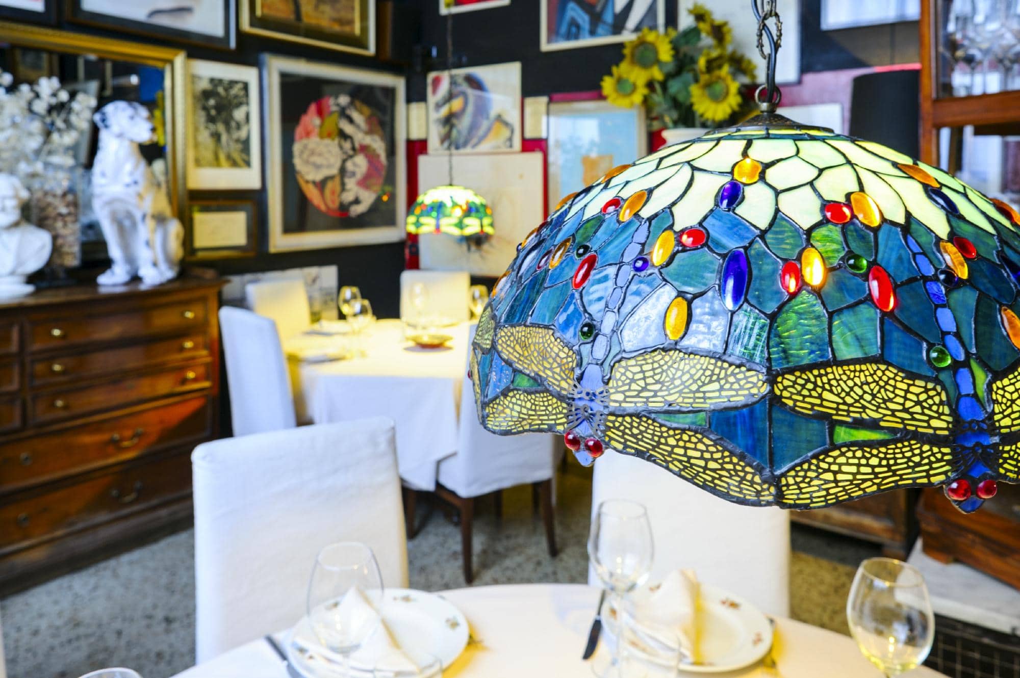 Unique & Eclectic Ambiance