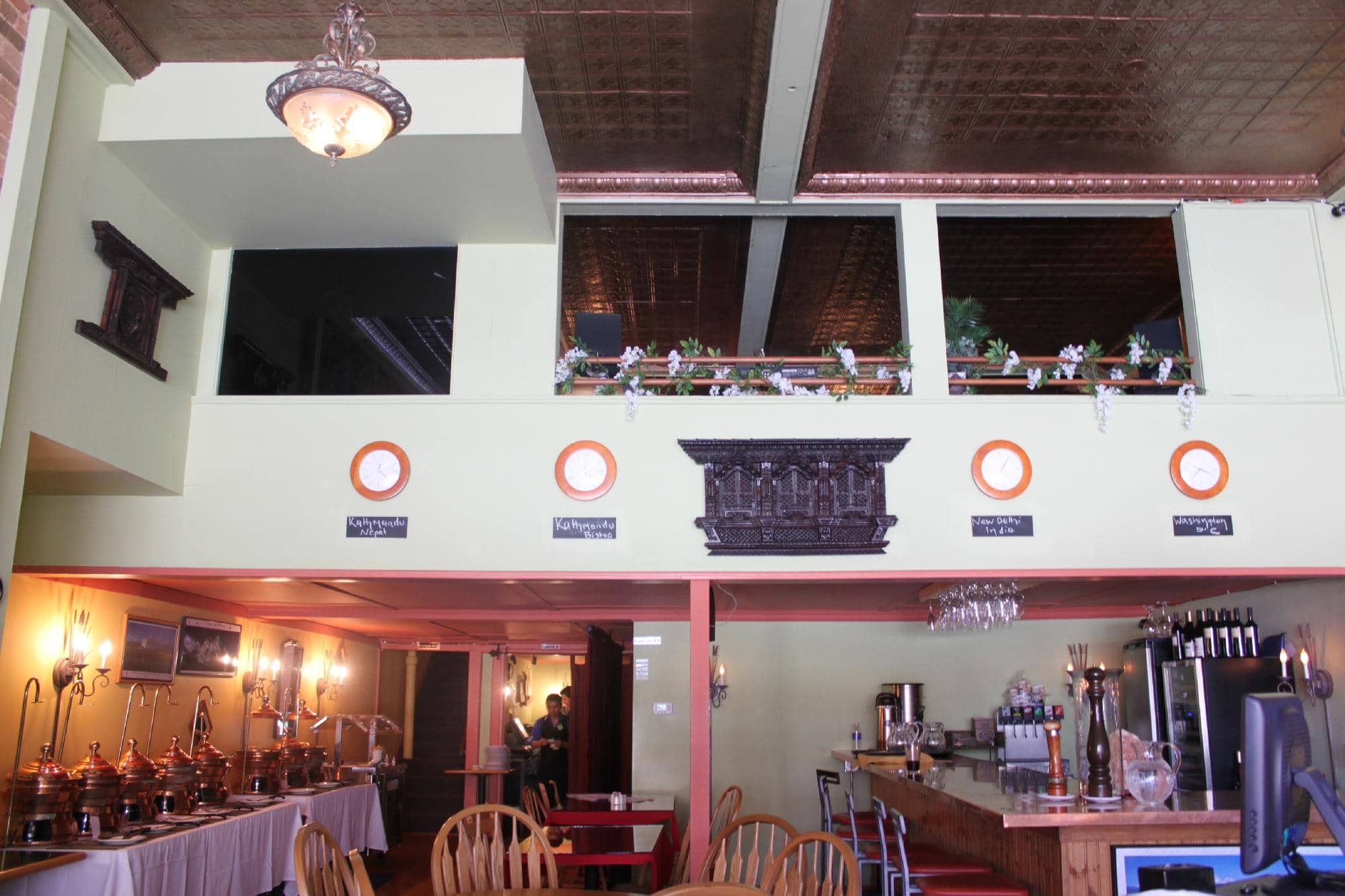 Warm & Inviting Ambiance