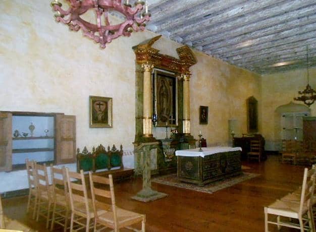 Preserved Plaza & Grounds