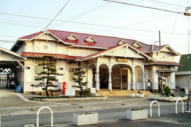 Family Playgrounds & Water Fun