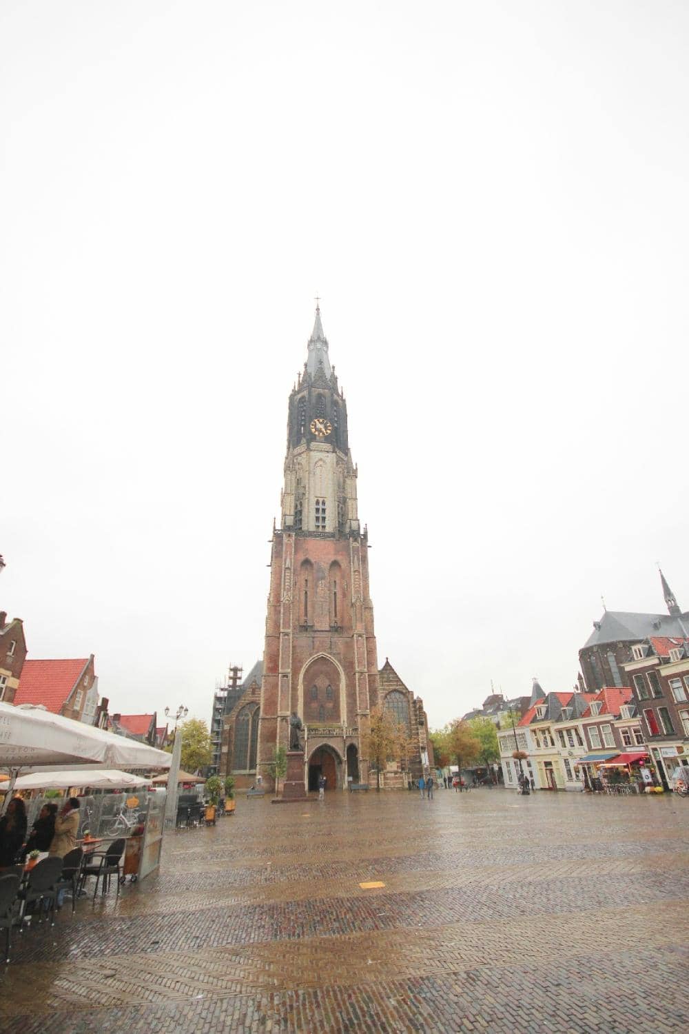 Outdoor Dining & Drinks