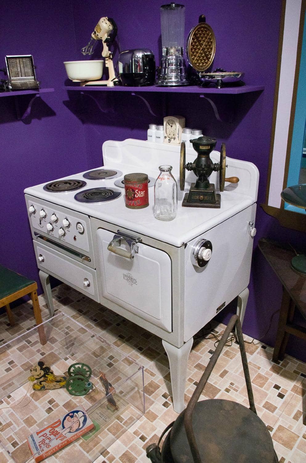 Inn & Tavern Signs of Connecticut