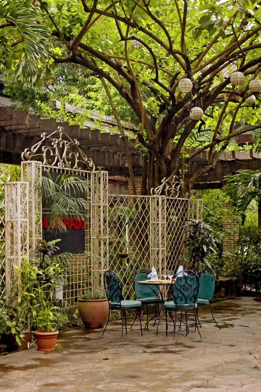 Authentic Filipino-Spanish Cuisine