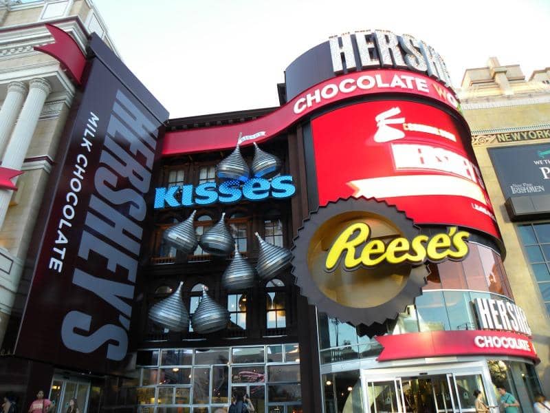 Chocolate-Themed Sculptures