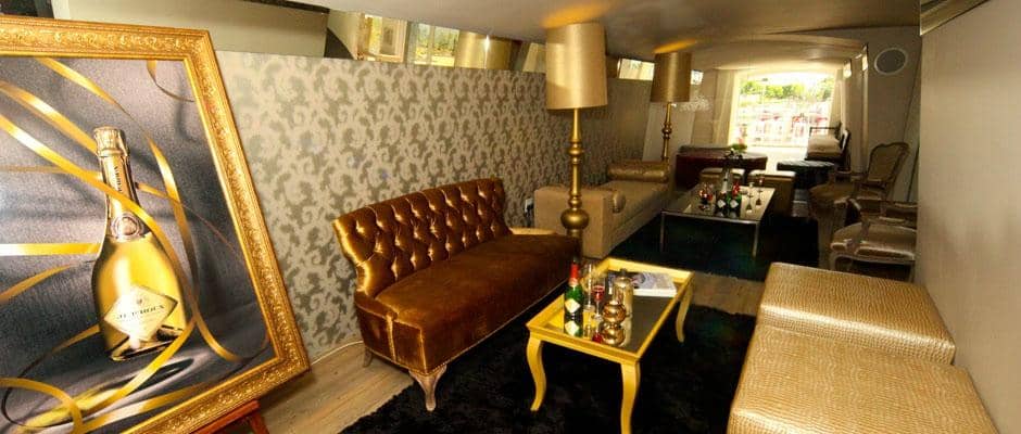 Pizza & Bubbly Experience