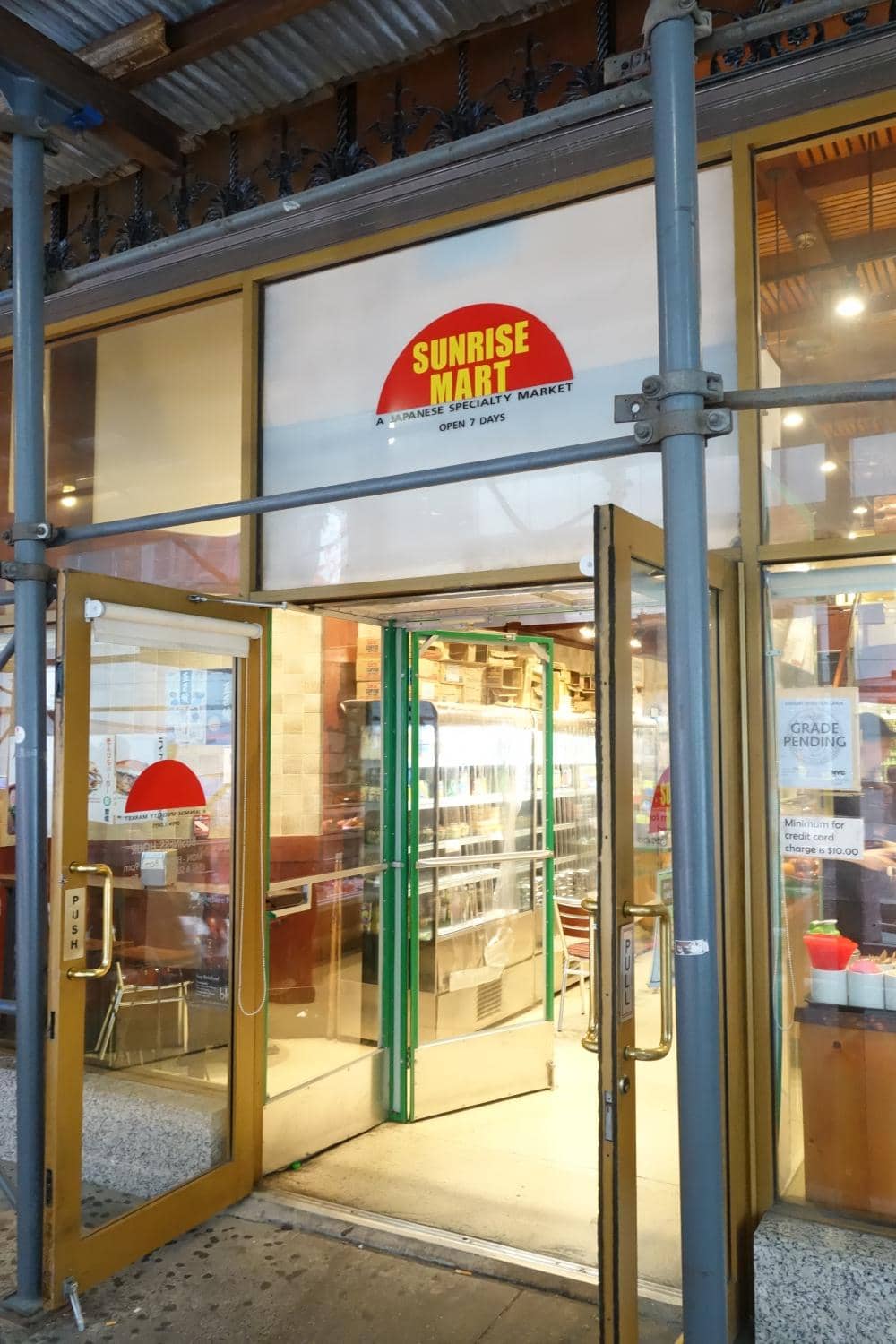 Fresh Sashimi & Sushi