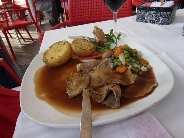 Charming Location by the Fountain