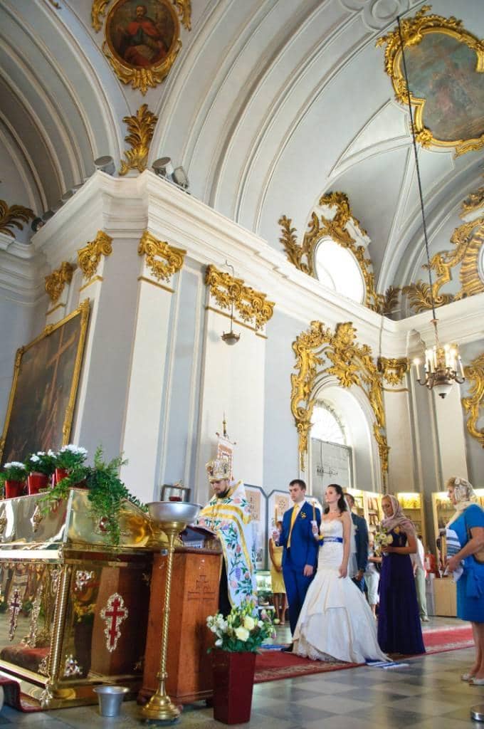 Art Galleries and Souvenir Shops