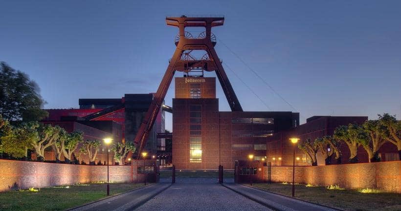 Reflecting Pool Views