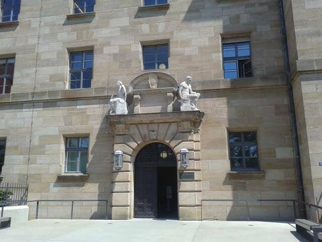 Courtroom 600