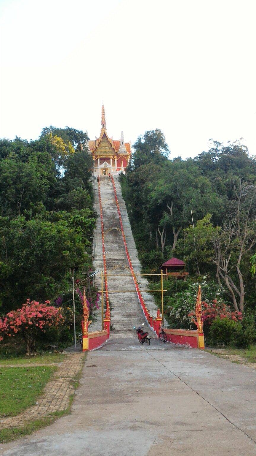 Golden Pagoda Views