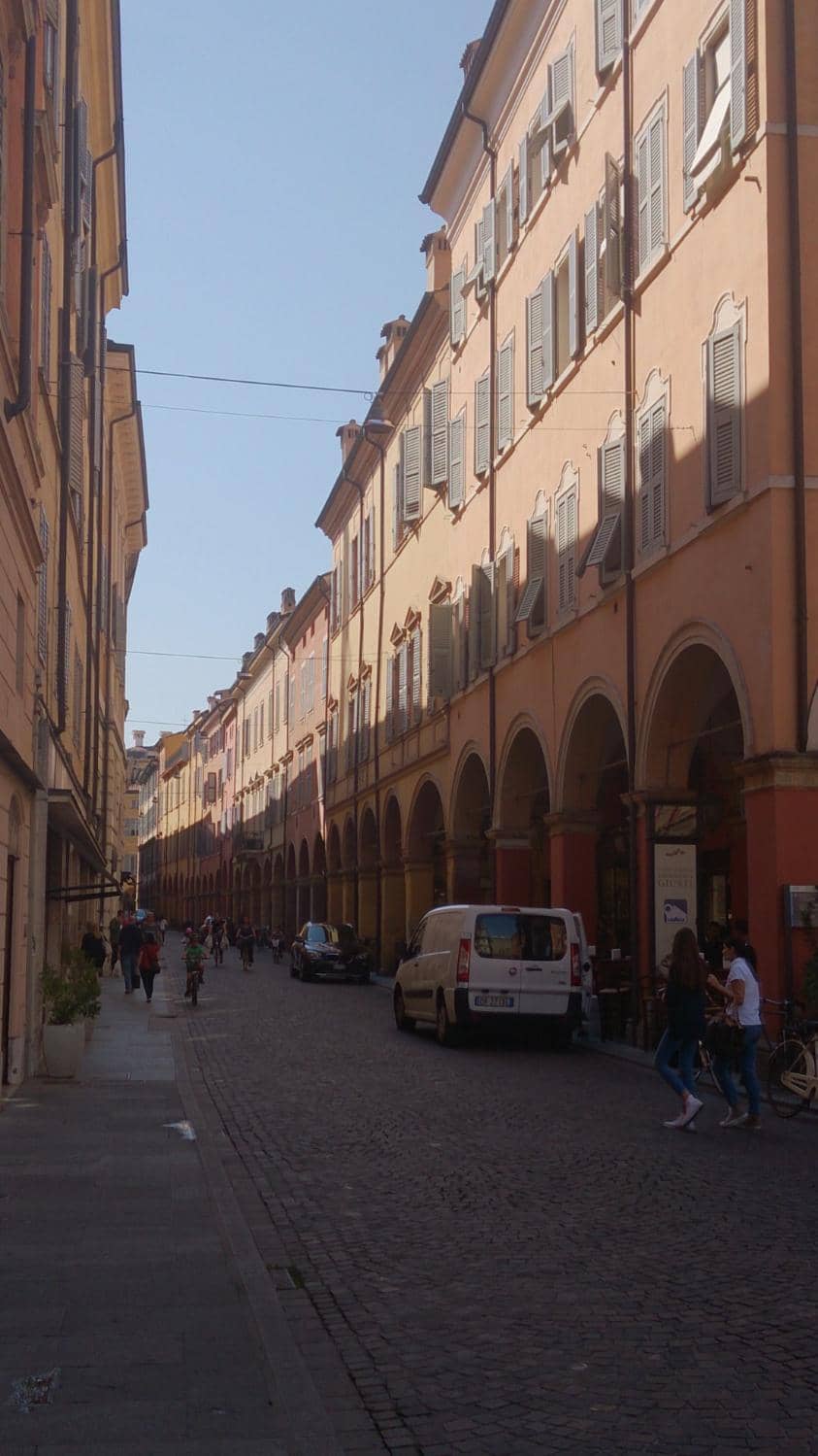 Bologna's Home Decor Treasures