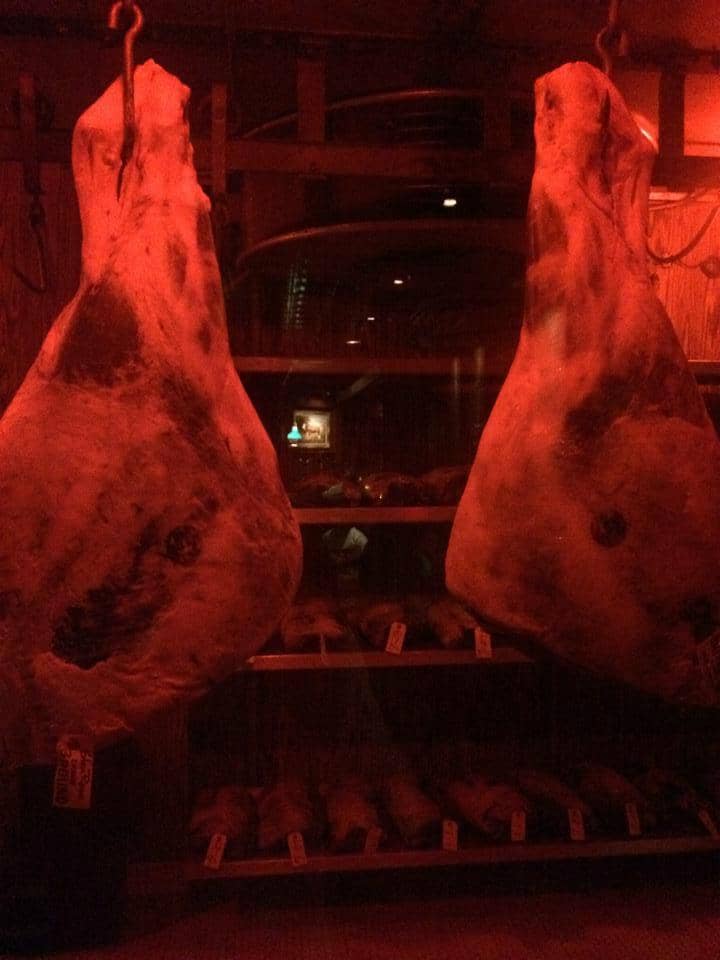 Retro 1950s Ambiance