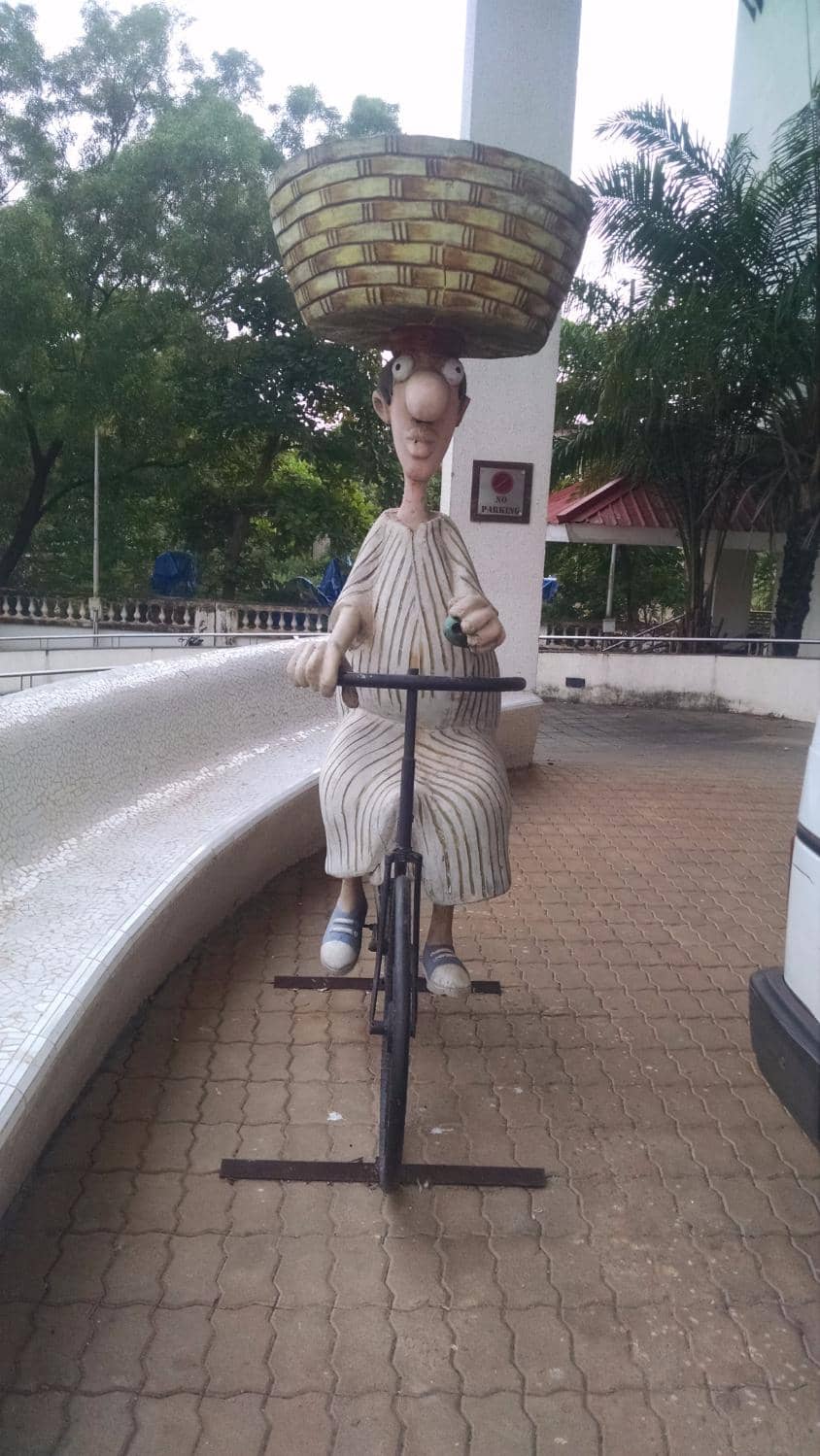 Cubbon Park's Green Embrace