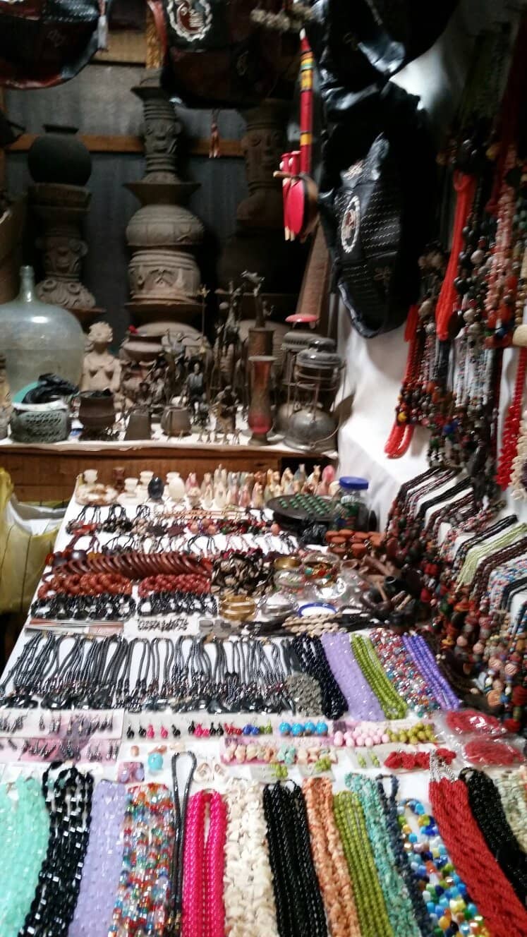 Handcrafted Raffia & Woven Goods