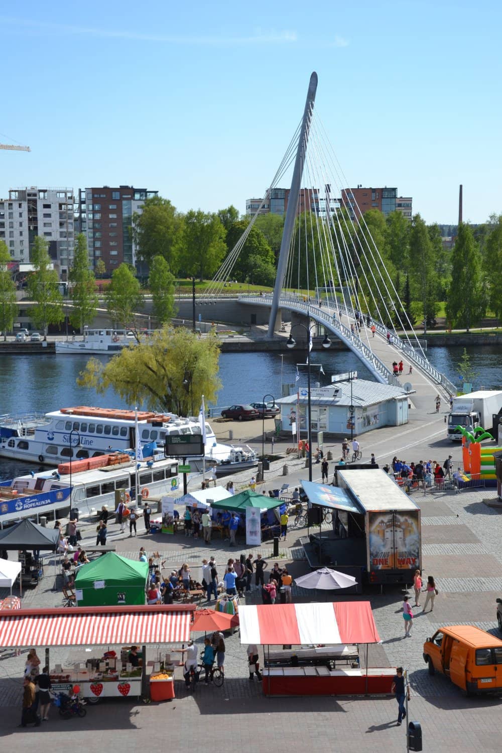 Gateway to Pyhäjärvi Lake
