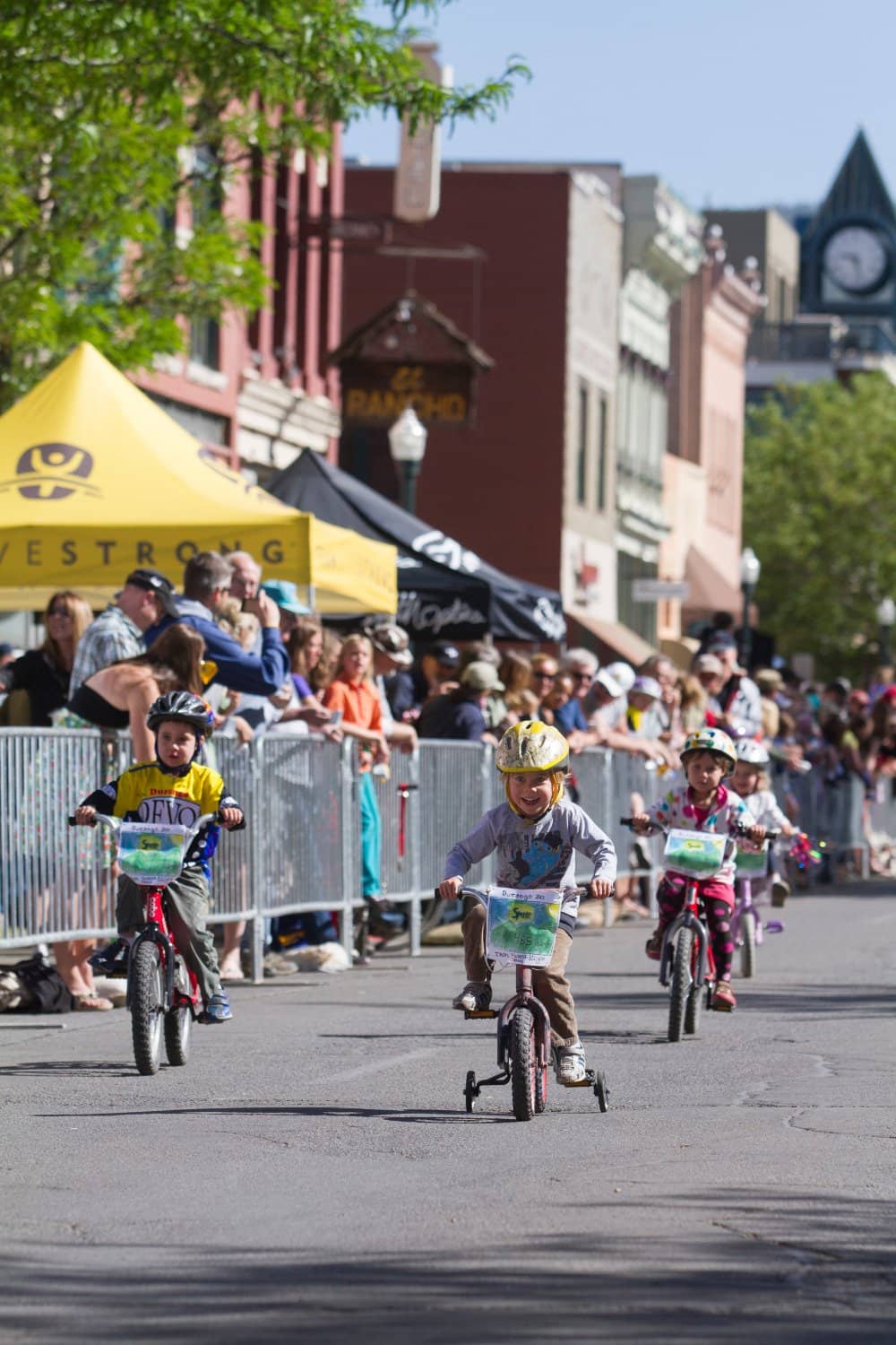 Boutique Shops & Eateries