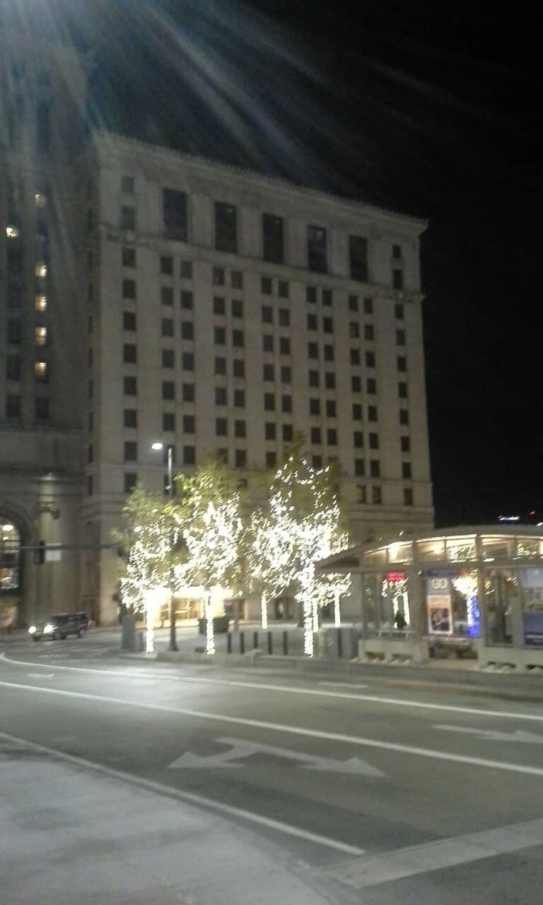 ILLUMINATE CLE Light Show