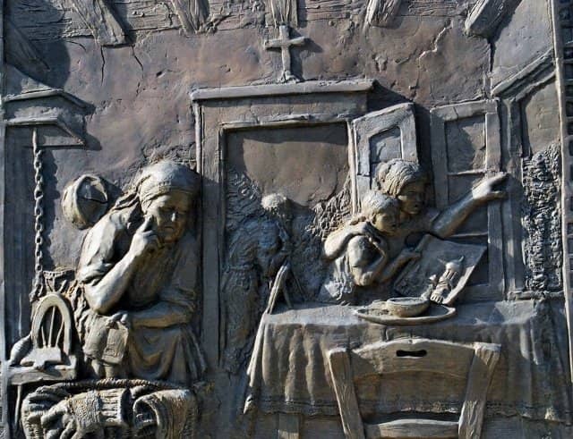 Scenic Walking Paths