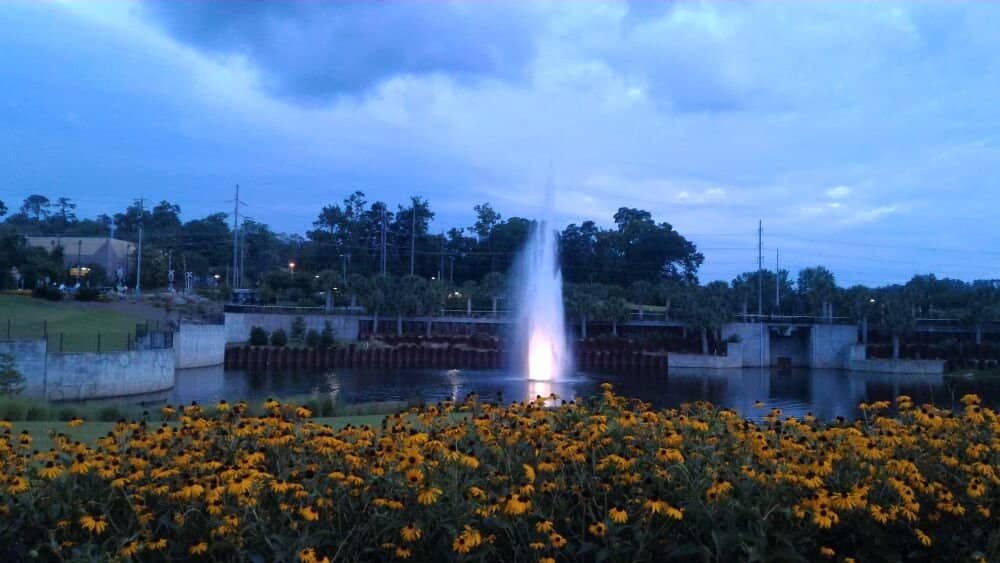 Lake at Cascades Park