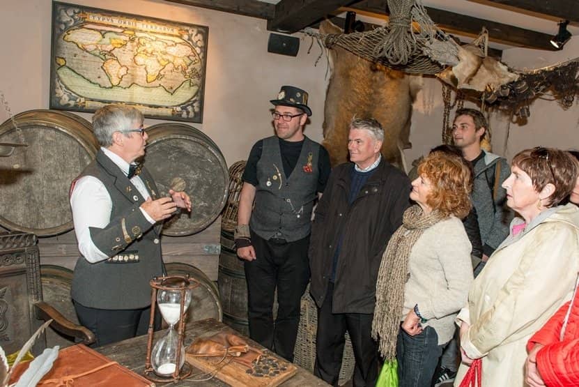 Engaging Guided Tours