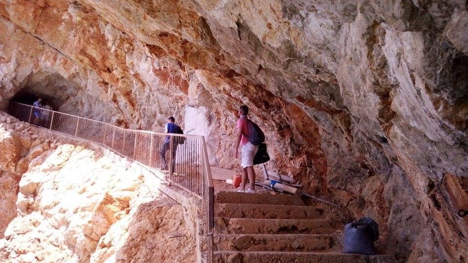 Dramatic Cliffside Descent