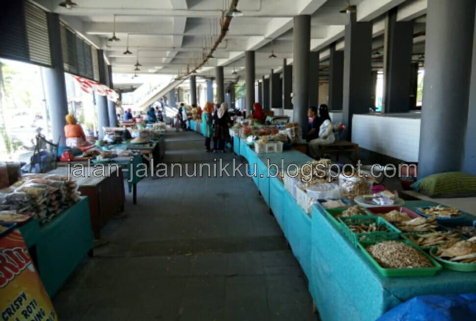 Local Seafood Stalls