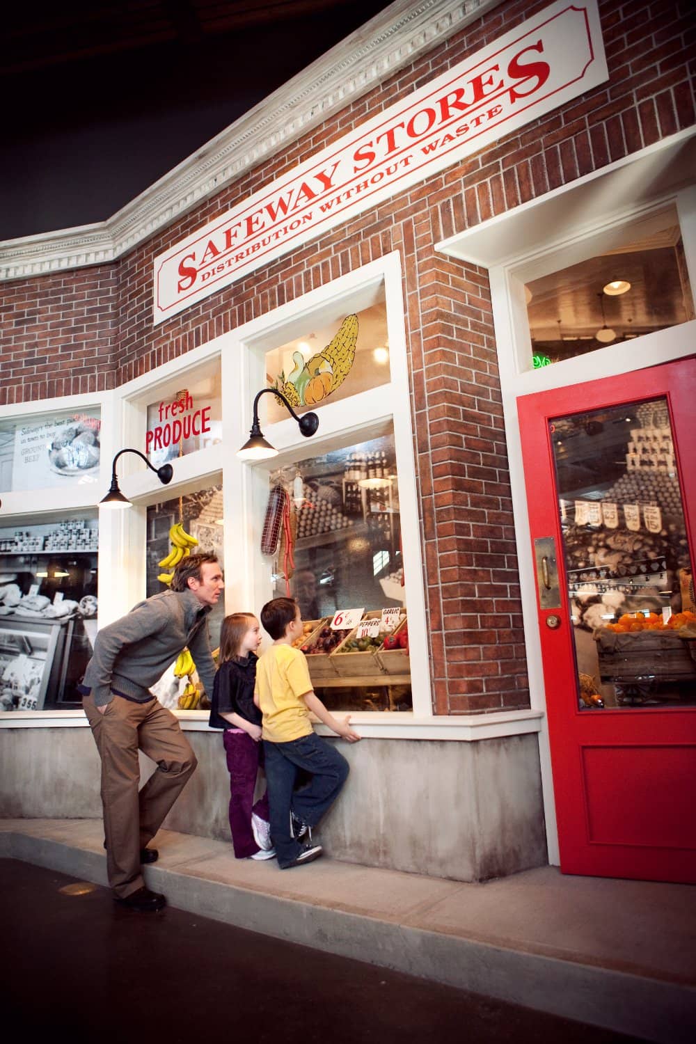 Retro Gas Pumps & Signage