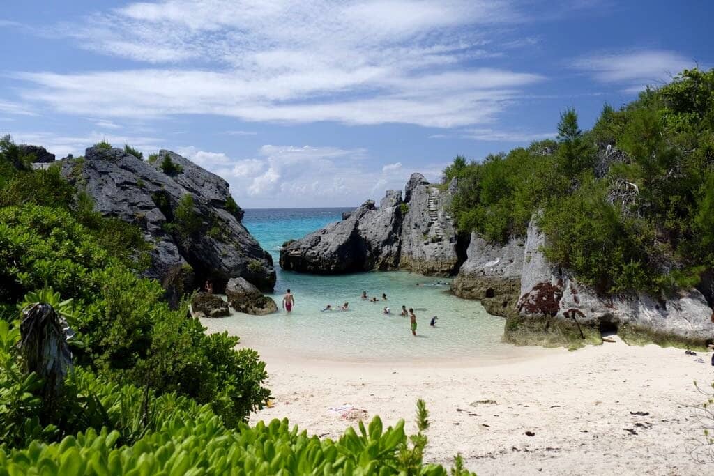 Secluded Cove Ambiance